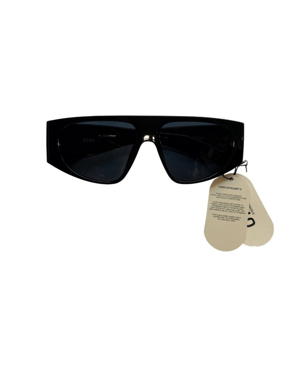 Otra Spinel Sunglasses in Black Smoke